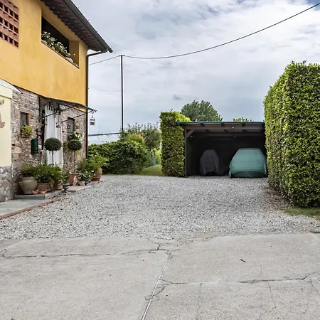 Bright Flat With Private Parking! Apartment Lucca Exterior photo