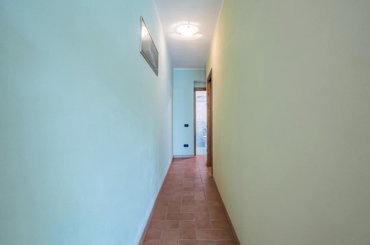 Apartment Bright Flat With Private Parking! *